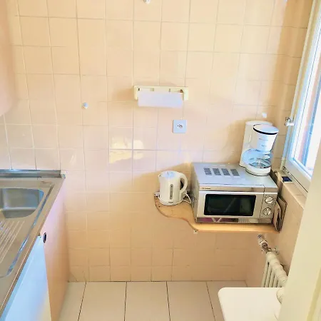 Appartamento Charming With Balcony | 71 *