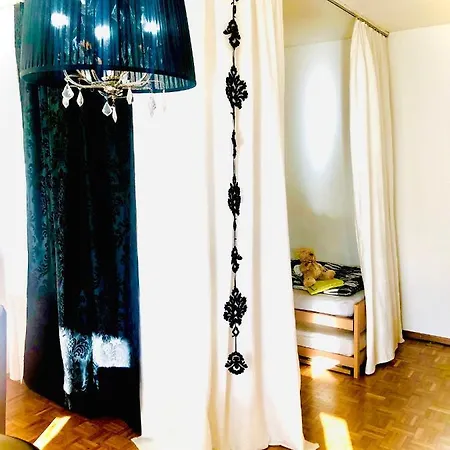 Charming With Balcony | 71 Apartmán *